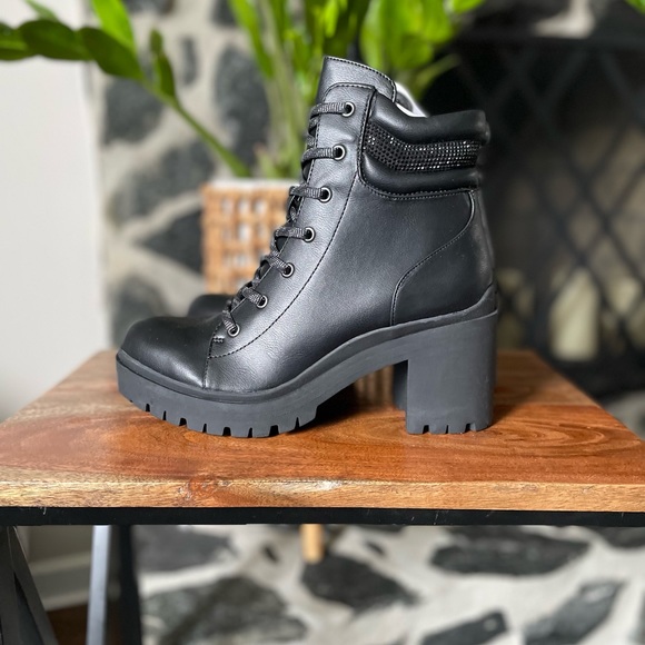 Nine West Quona Combat Booties Size 8.5 Black - Picture 8 of 9